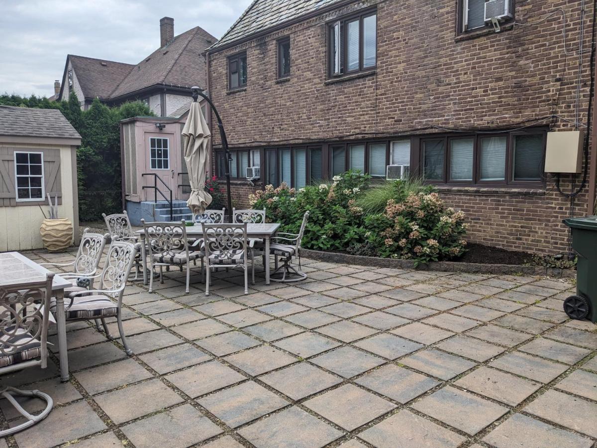 The Oaks B&B Hotel And Spiritual Center 詹姆斯敦 外观 照片